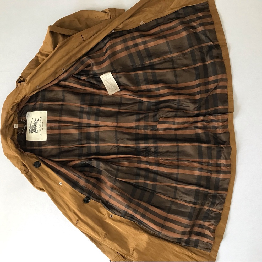 💥sold 💥BURBERRY Iridescent Trench Coat - (size US6) - Picture 11 of 17